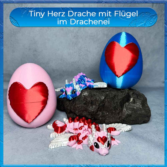 Ein beweglicher Baby Herz Drache mit perlweißen Flügeln, individuell anpassbarer Hauptfarbe und zarten Herzen entlang des Rückens. Perfekt als einzigartige Dekoration für Bücherregale, Gaming-Setups oder Drachen-Sammlungen.